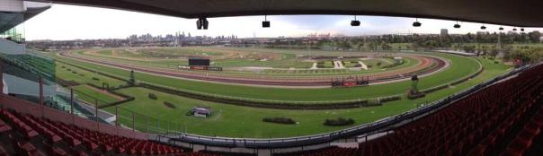 BmlTIQaCIAEiXUs.jpg large