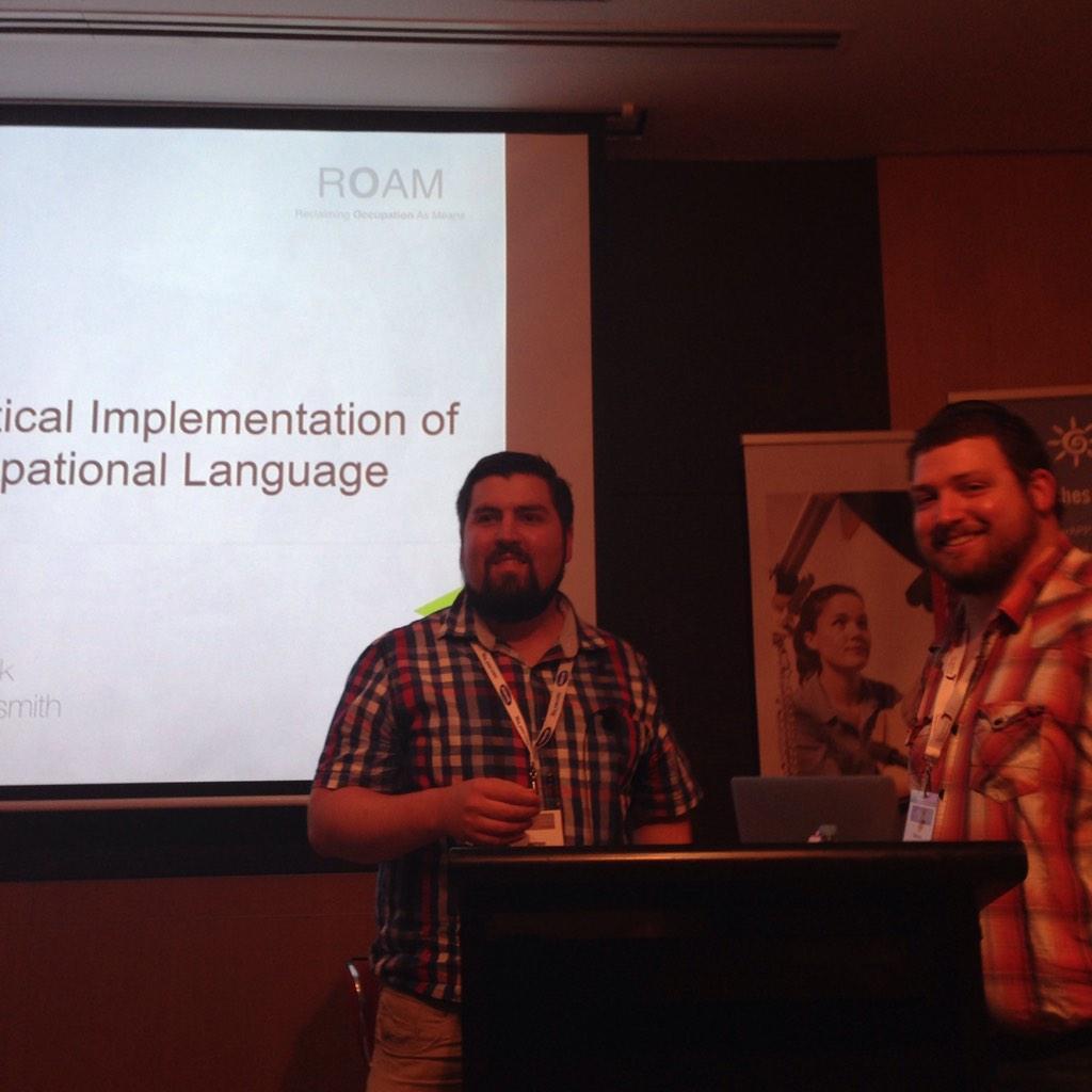 B0wix3sCcAIwONS.jpg large